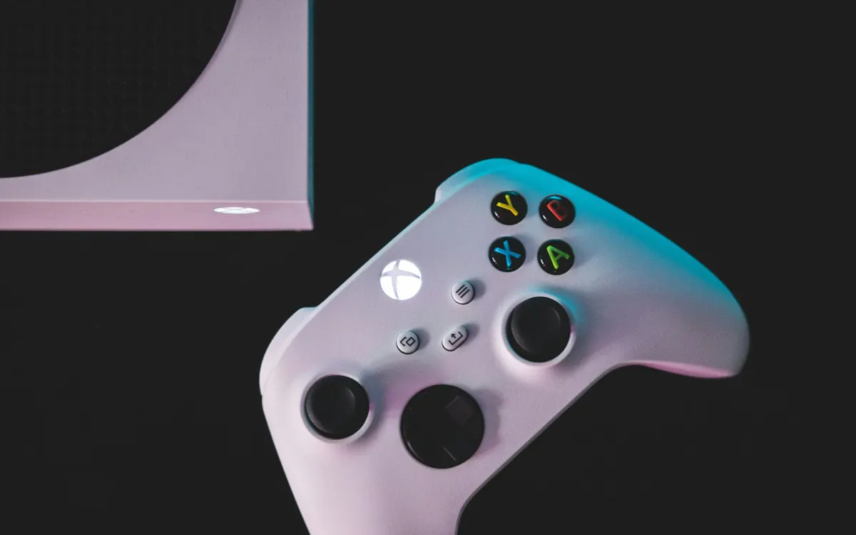 Beyaz Xbox One oyun kumandası (temsili fotoğraf)